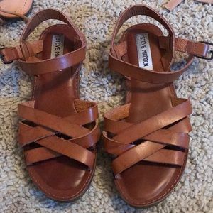 Steve Madden flat sandals